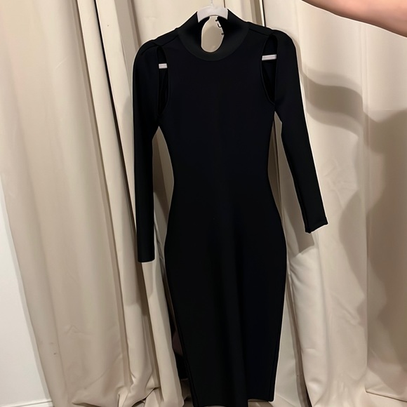 New - Picture 1 of 2